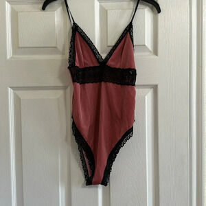 Pink Velvet Lingerie with Black lace NWOT Size Small